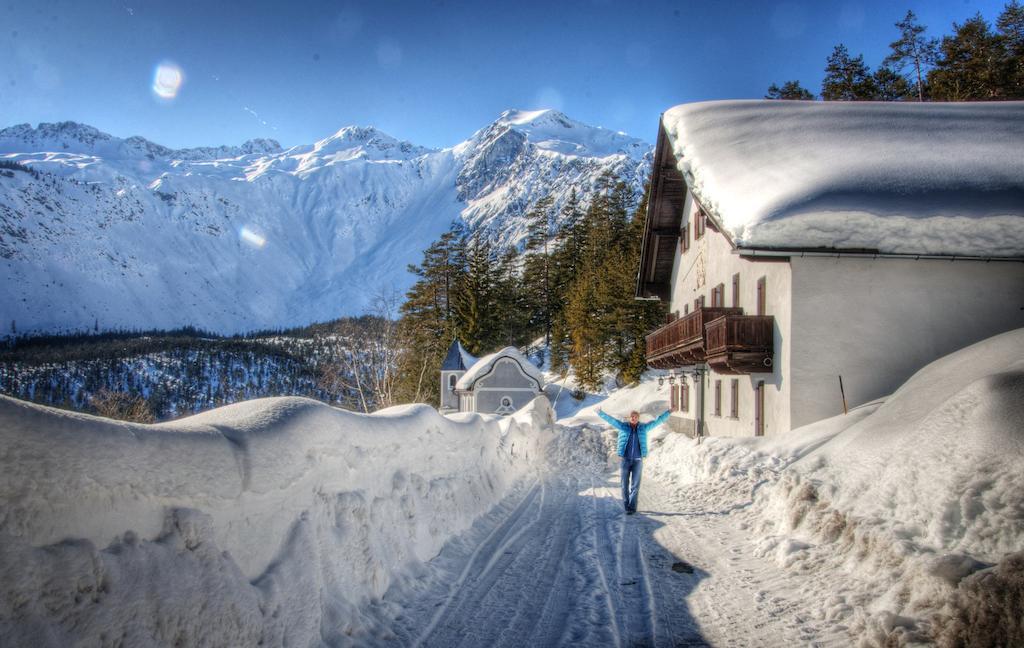 Yoga Resort Alpenretreat Nassereith Exterior photo